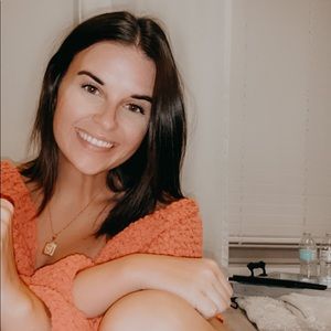 Meet your Posher, Jess